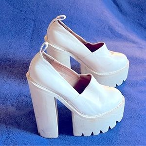 Platform shoes